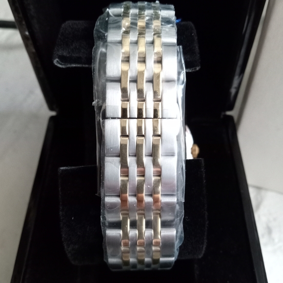 Emporio Armani Zeta AR11034 White Dial Gold Tone Bezel Metal Bracelet Mens Watch - Picture 9 of 15